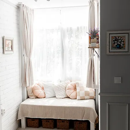 Cozy & Free Parking Family Friendly *